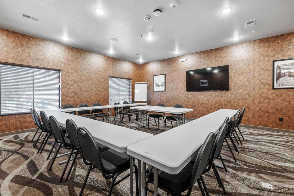 Cobblestone Hotel & Suites - Mosinee Dış mekan fotoğraf