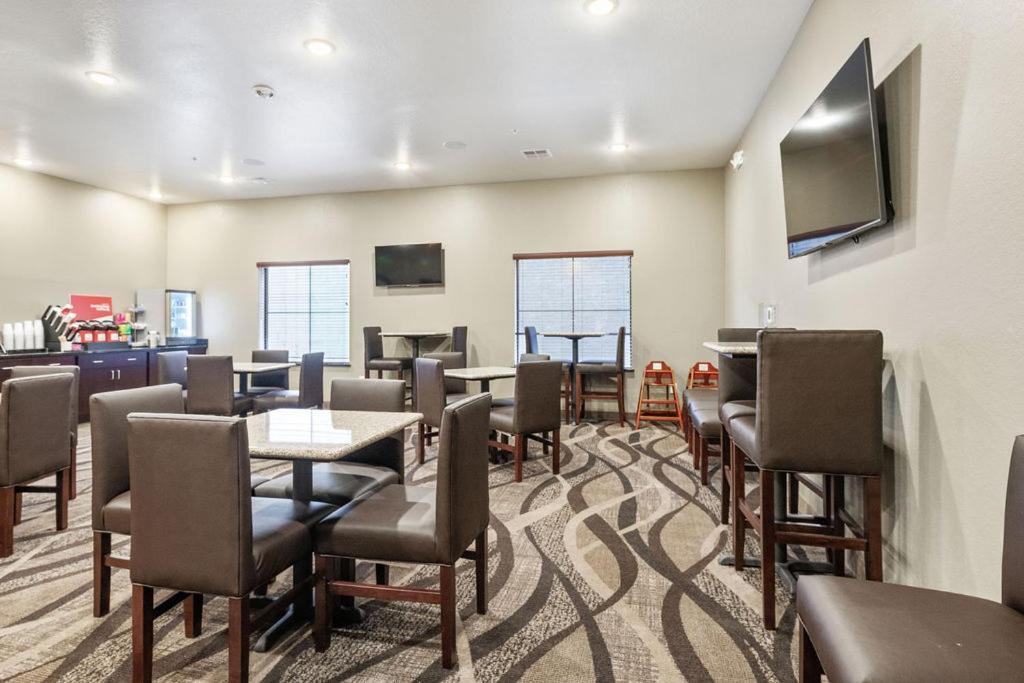 Cobblestone Hotel & Suites - Mosinee Dış mekan fotoğraf