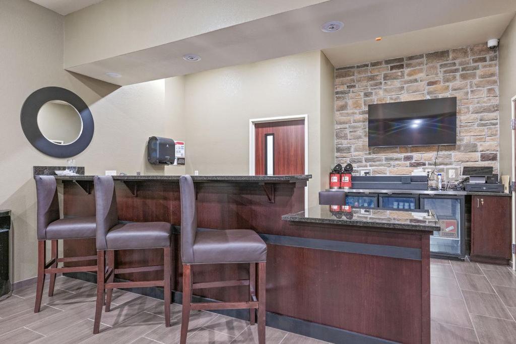 Cobblestone Hotel & Suites - Mosinee Dış mekan fotoğraf